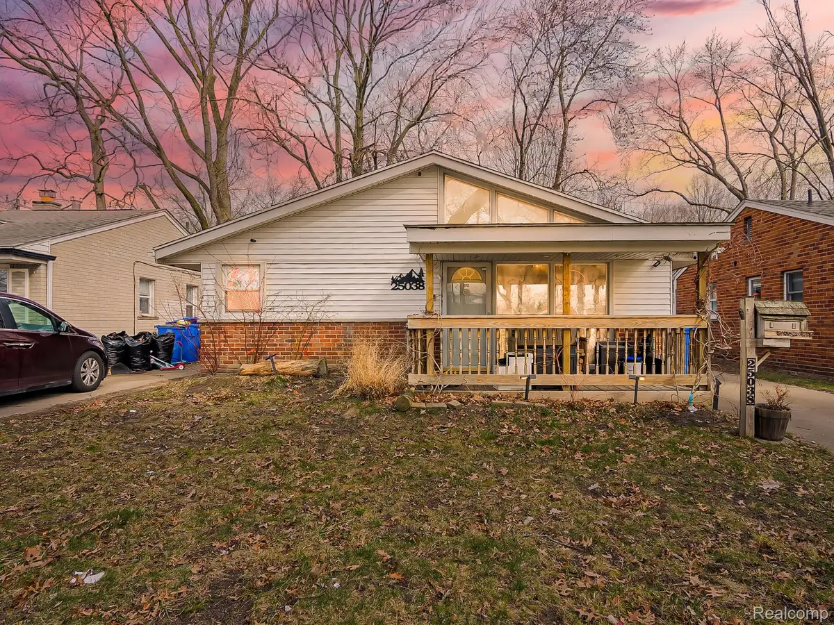 25038 Annapolis Street, Dearborn Heights, MI 48125 - #1