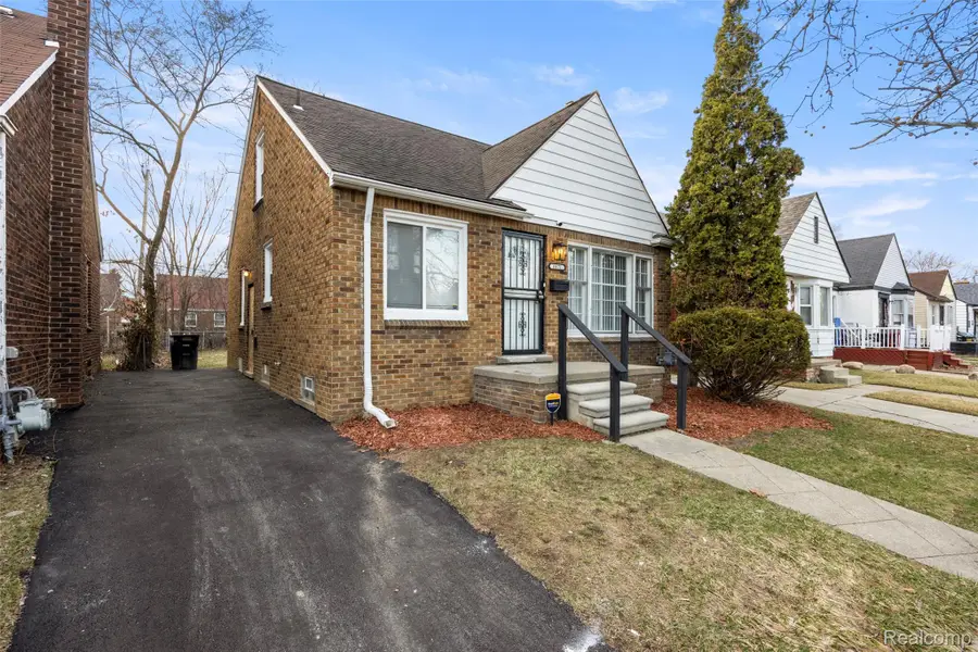 8871 Sussex Street, Detroit, MI 48228 - #2