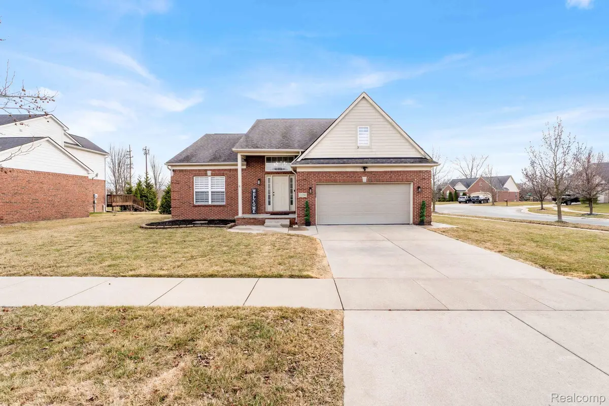 21196 Oak Ridge Drive, Clinton, MI 48036 - #1