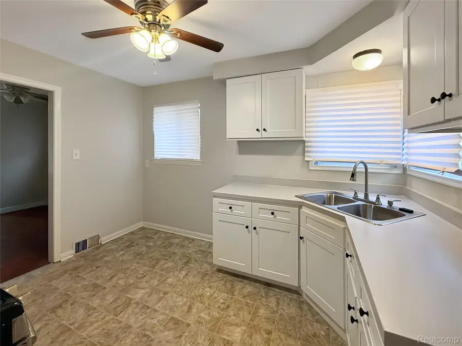 1166 Zephyr Street, Ypsilanti, MI 48198 - #2