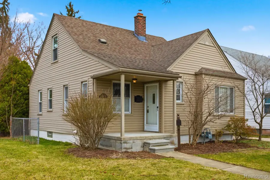 20728 Carlysle Street, Dearborn, MI 48124 - #2