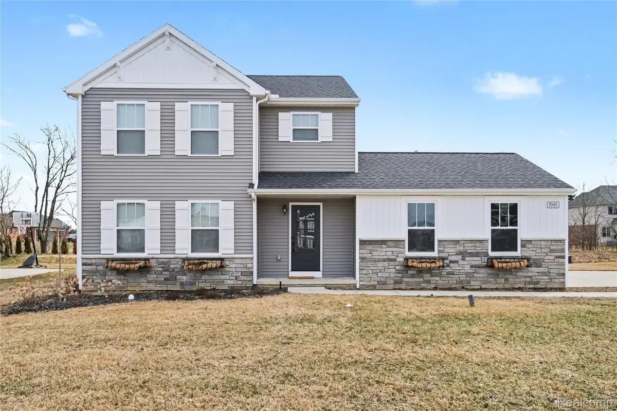 7095 Primrose Lane, Grand Blanc, MI 48439 - #1