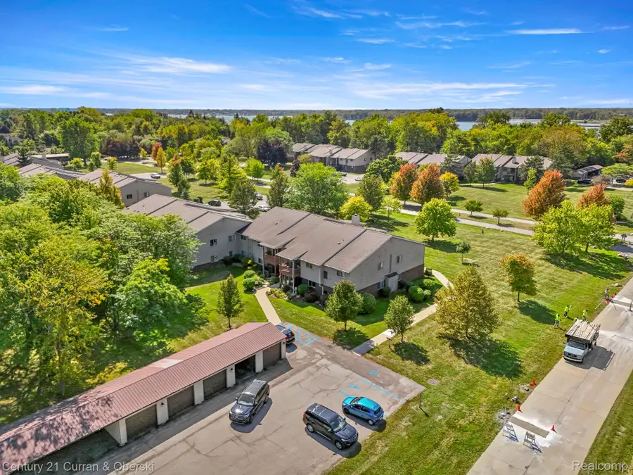 10161 Nancys Boulevard #92, Grosse Ile, MI 48138 - #3