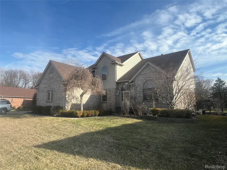 21589 Hunter Circle S, Taylor, MI 48180 - #2