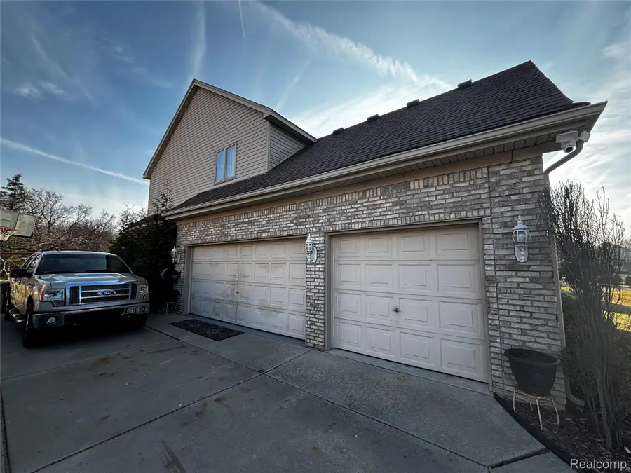 21589 Hunter Circle S, Taylor, MI 48180 - #3