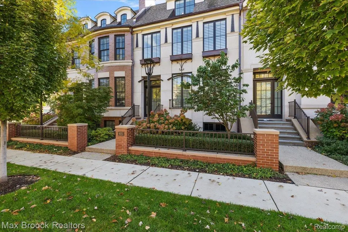 625 W Brown Street, Birmingham, MI 48009 - #1