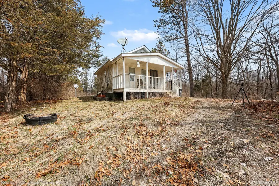 6015 Us Highway 12, Tipton, MI 49287 - #2