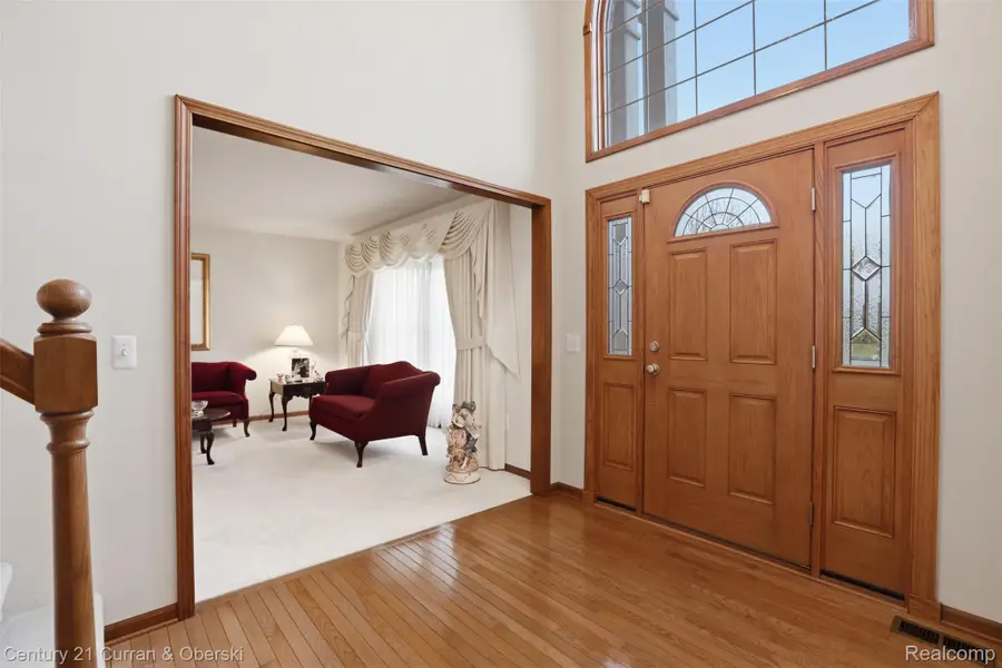 18578 Glengarry Drive, Livonia, MI 48152 - #2