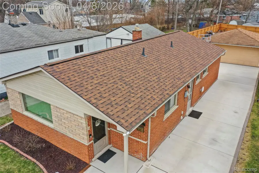 4685 Universal Street, Dearborn Heights, MI 48125 - #2