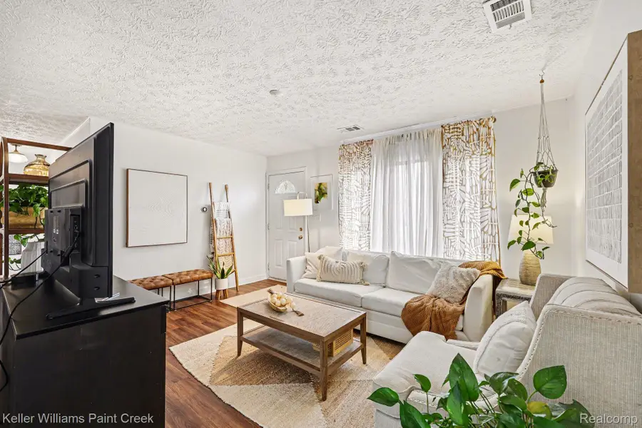 3660 Coleport Street, Orion, MI 48359 - #2