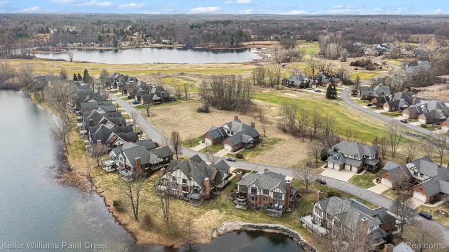 63 Burniah Lane, Orion, MI 48362 - #2