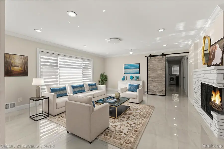 25520 Elon Drive, Dearborn Heights, MI 48127 - #3