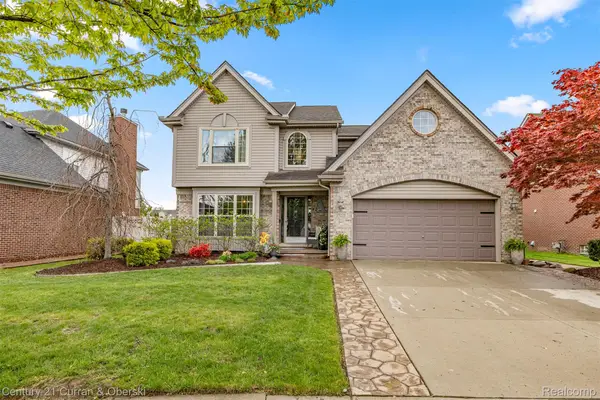 15225 Heatherwood, Southgate, MI 48195