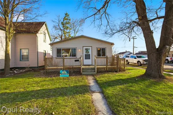 11571 Grant Street, Riverview, MI 48193