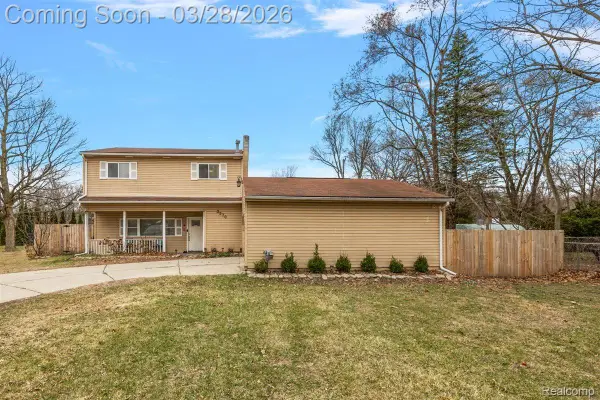 3570 Emmons Avenue, RochesterHills, MI 48307
