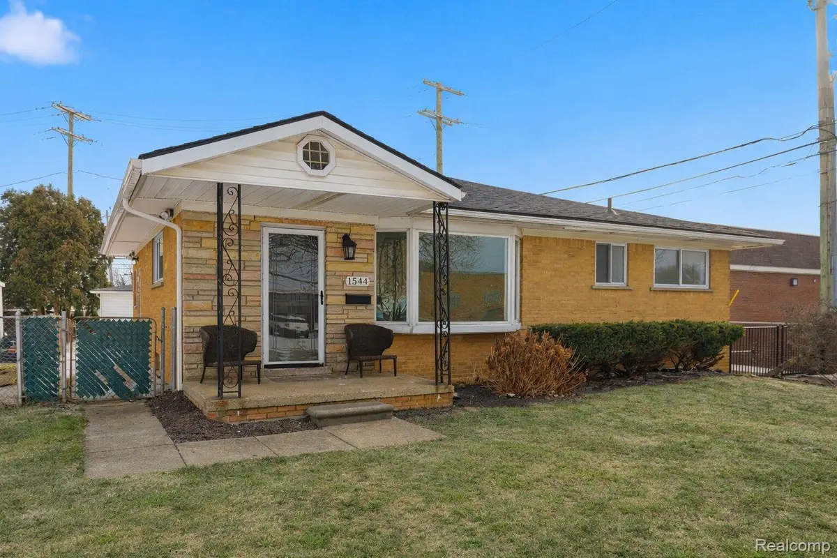 1544 Sheffield Road, Birmingham, MI 48009 - #1