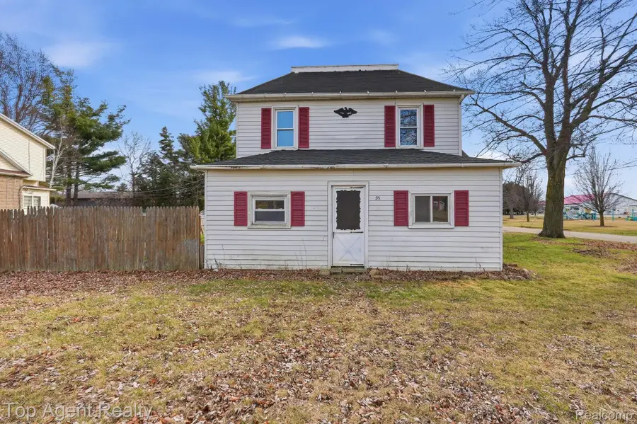 95 W Lapeer Street, Peck, MI 48466 - #2