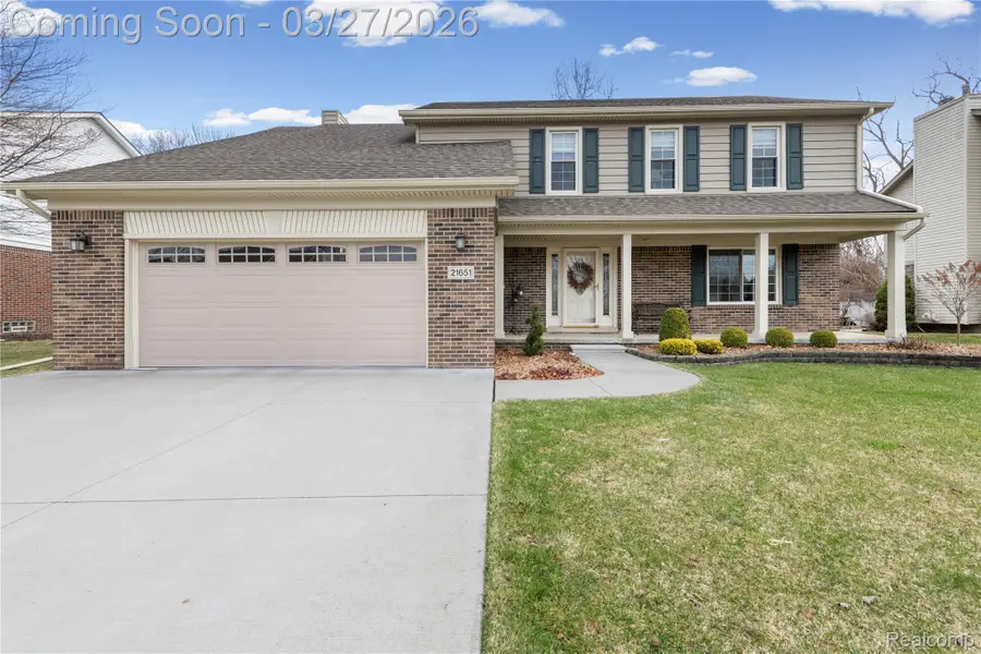 21651 Sylvan Avenue, Brownstown, MI 48134 - #2