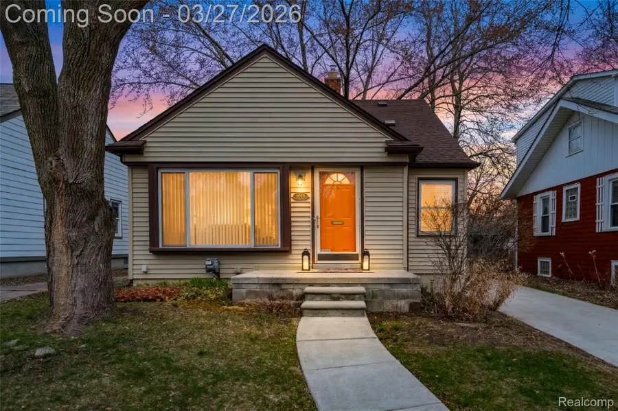 1028 W Hazelhurst Street, Ferndale, MI 48220 - #2