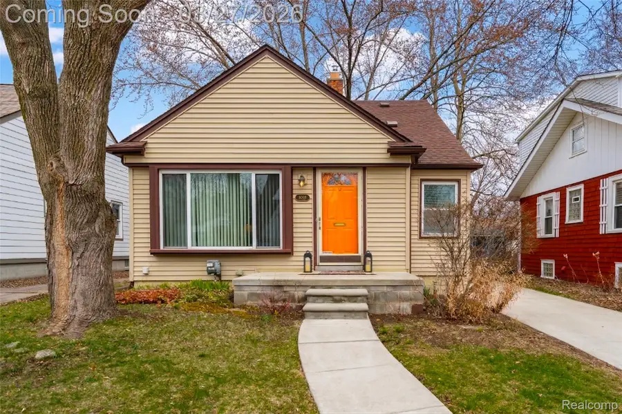 1028 W Hazelhurst Street, Ferndale, MI 48220 - #3
