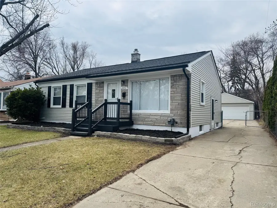 4711 Rosewold Avenue, Royal Oak, MI 48073 - #3