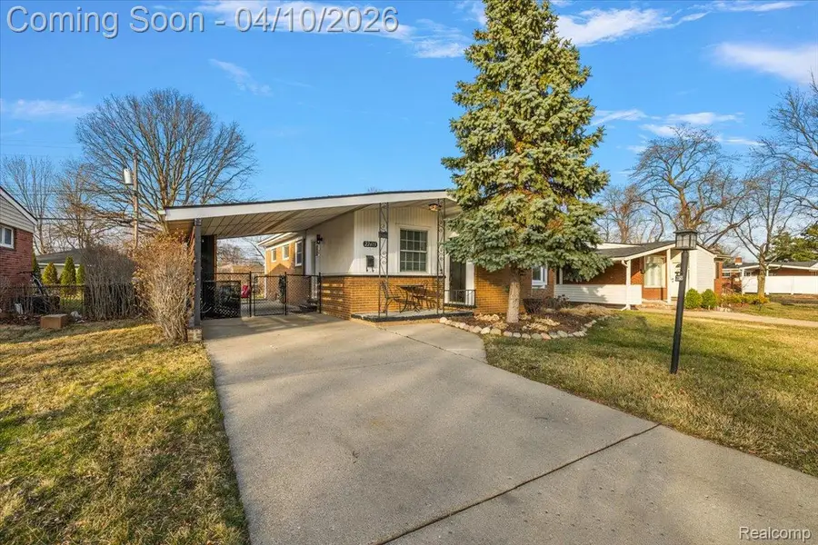 22613 Avalon Street, Saint Clair Shores, MI 48080 - #3