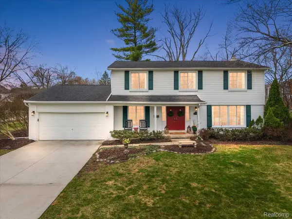 31251 Heath Court, BeverlyHills, MI 48025