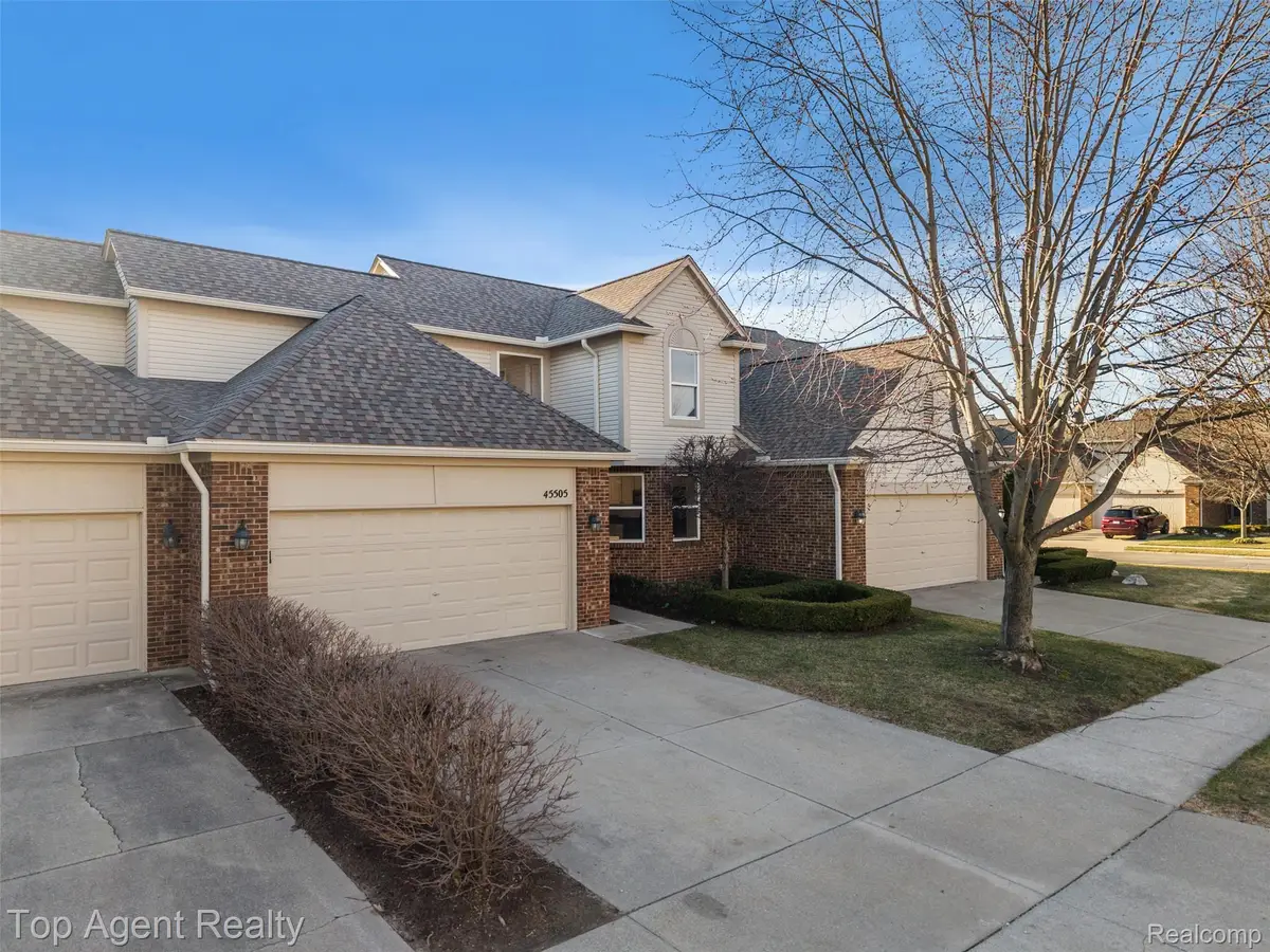 45505 Limerick Drive, Macomb, MI 48044 - #1