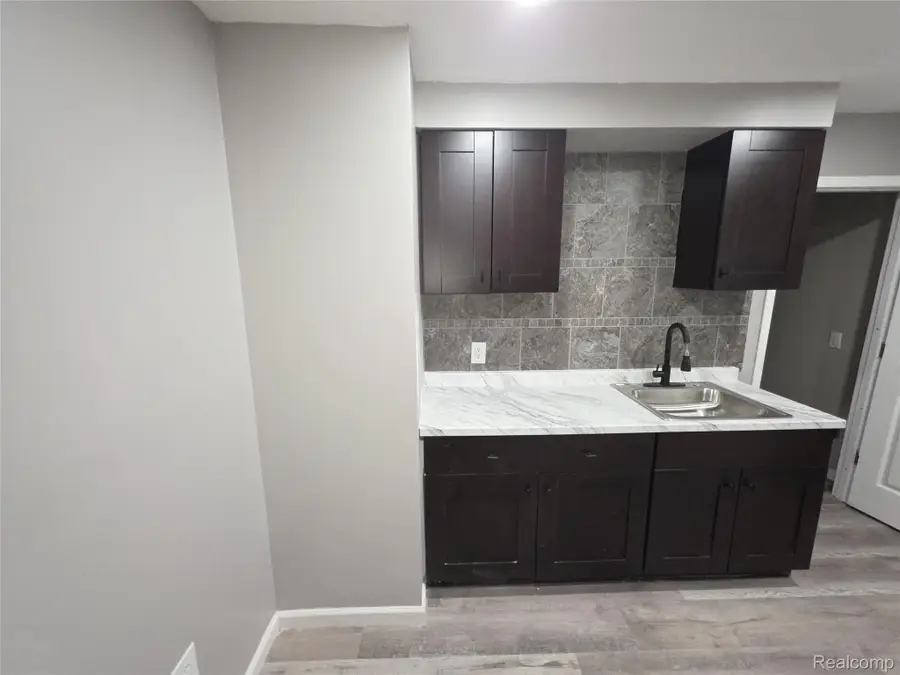 6744 Brimson Street, Hamtramck, MI 48212 - #2