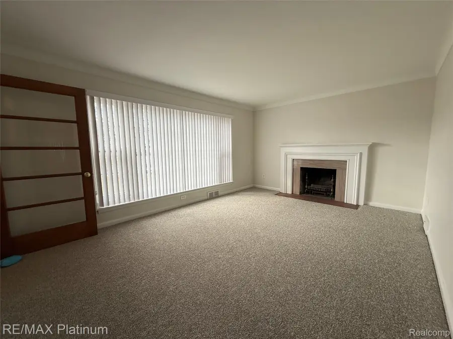 3830 Ravena Avenue, Royal Oak, MI 48073 - #3