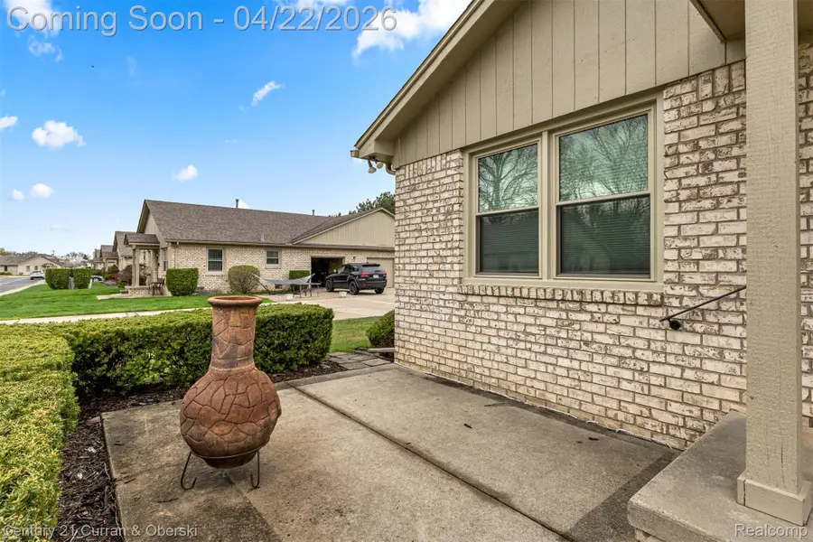 41812 King Edward Court, Clinton, MI 48038 - #3