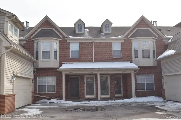 43513 Pendleton Circle, SterlingHeights, MI 48313