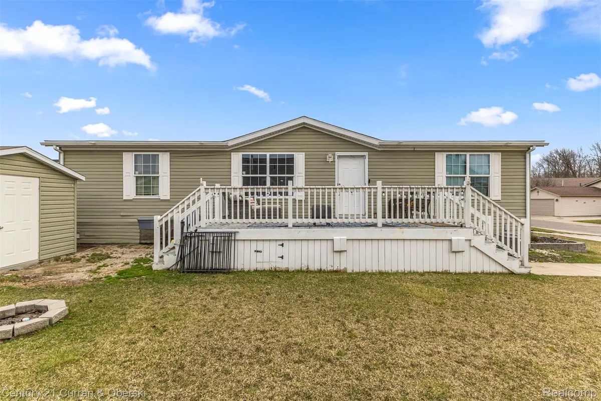 24702 Manchester, Brownstown, MI 48134 - #1