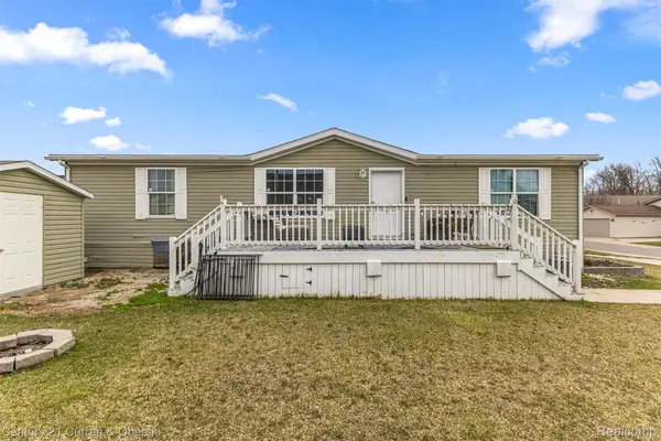 24702 Manchester, FlatRock, MI 48134