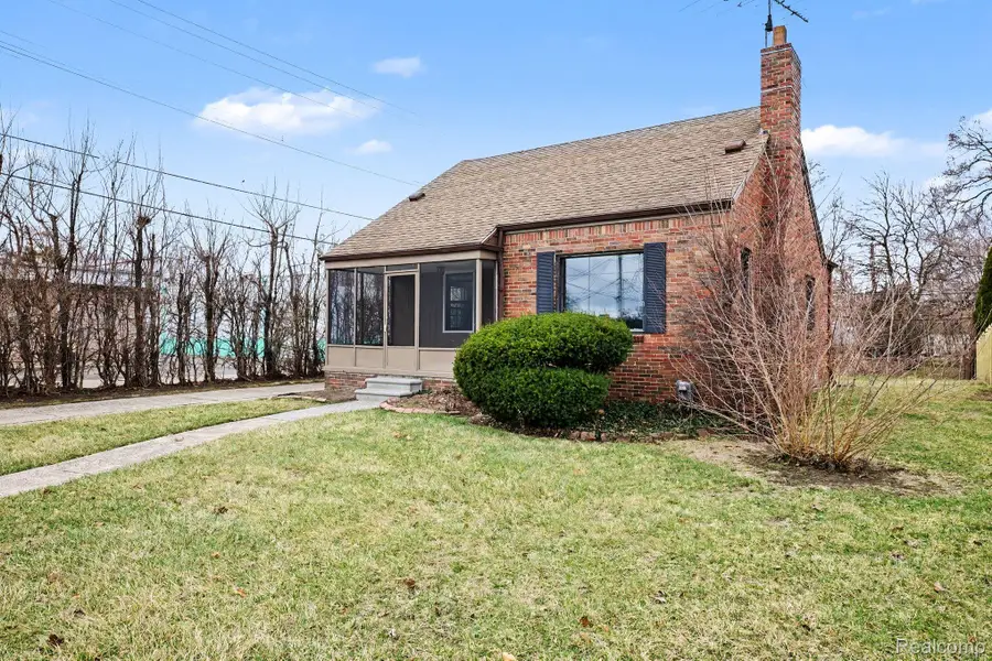 23031 Republic Avenue, Oak Park, MI 48237 - #3