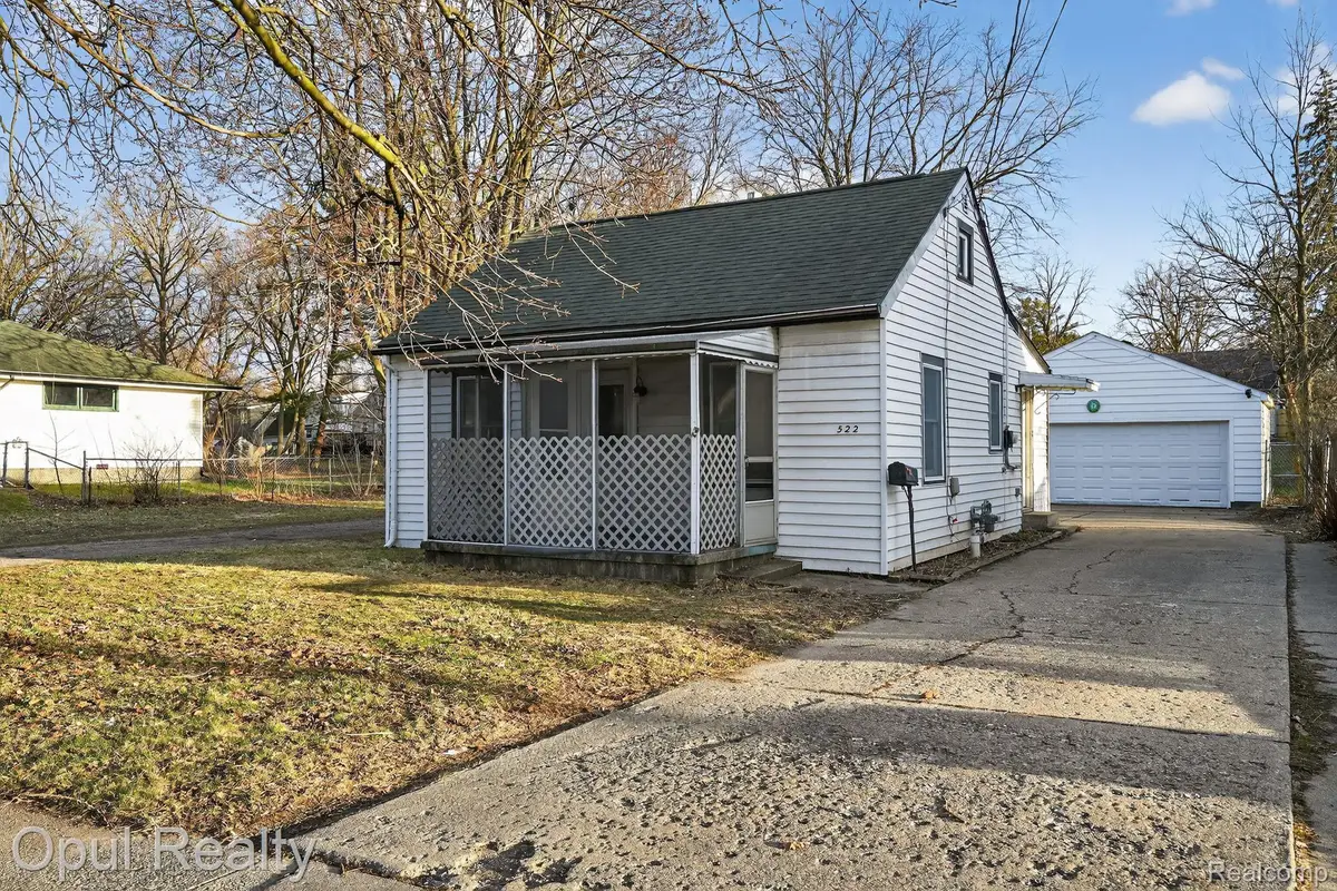 522 E Cavanaugh Road, Lansing, MI 48910 - #1