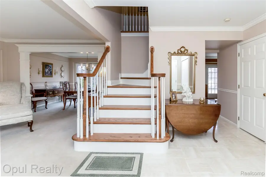 19760 Sussex Avenue, Livonia, MI 48152 - #3