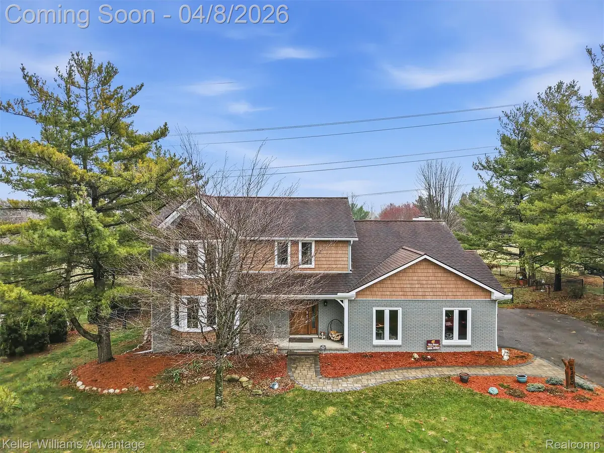 6385 Woodcrest Ridge, Clarkston, MI 48346 - #1