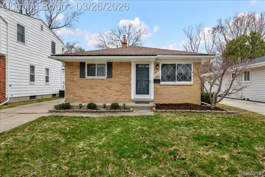 3343 Harvard Road, Royal Oak, MI 48073 - #2