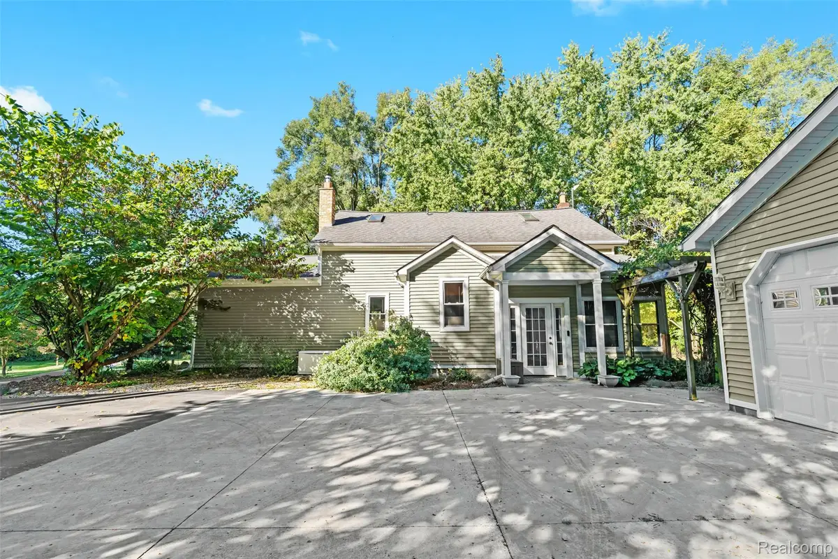 9669 Hadley Road, Clarkston, MI 48348 - #1