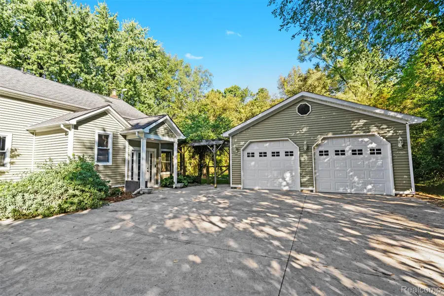 9669 Hadley Road, Clarkston, MI 48348 - #2