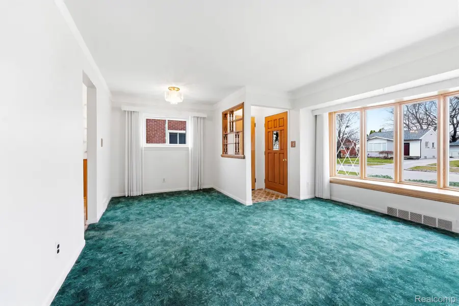 15225 Poplar Street, Southgate, MI 48195 - #3