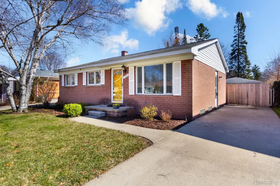 14760 Arcola Street, Livonia, MI 48154 - #3