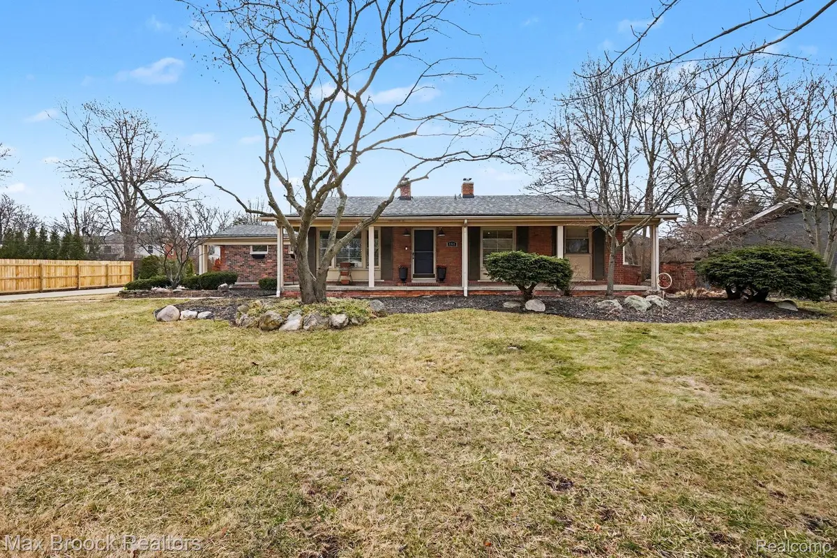 3436 Paddington Drive, Troy, MI 48084 - #1