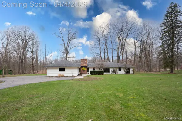 1530 S Baldwin Road, LakeOrion, MI 48360