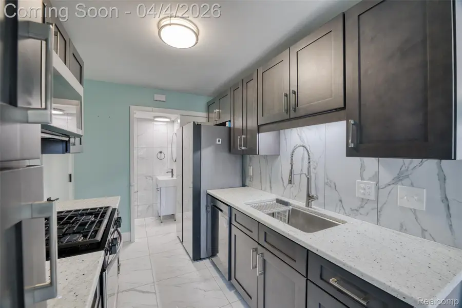 23532 Stonehenge Boulevard, Novi, MI 48375 - #2