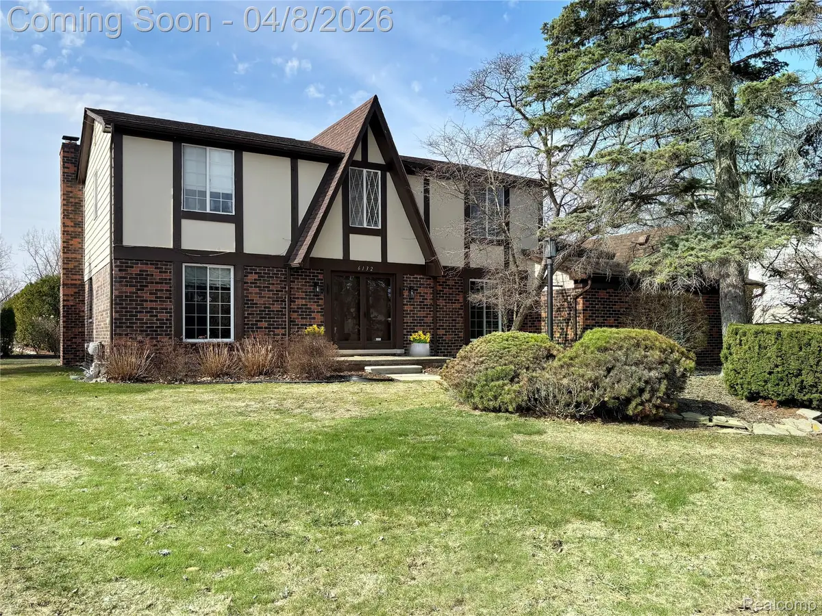 6132 Ledgeway Drive, West Bloomfield, MI 48322 - #1