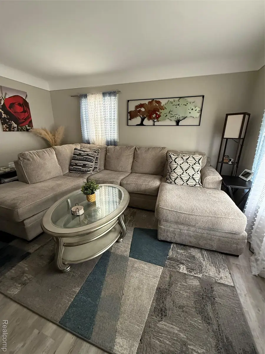 23713 Piper Avenue, Eastpointe, MI 48021 - #2