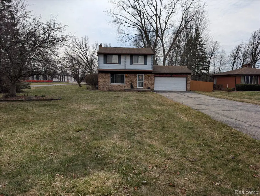 16931 Edwards Avenue, Southfield, MI 48076 - #3