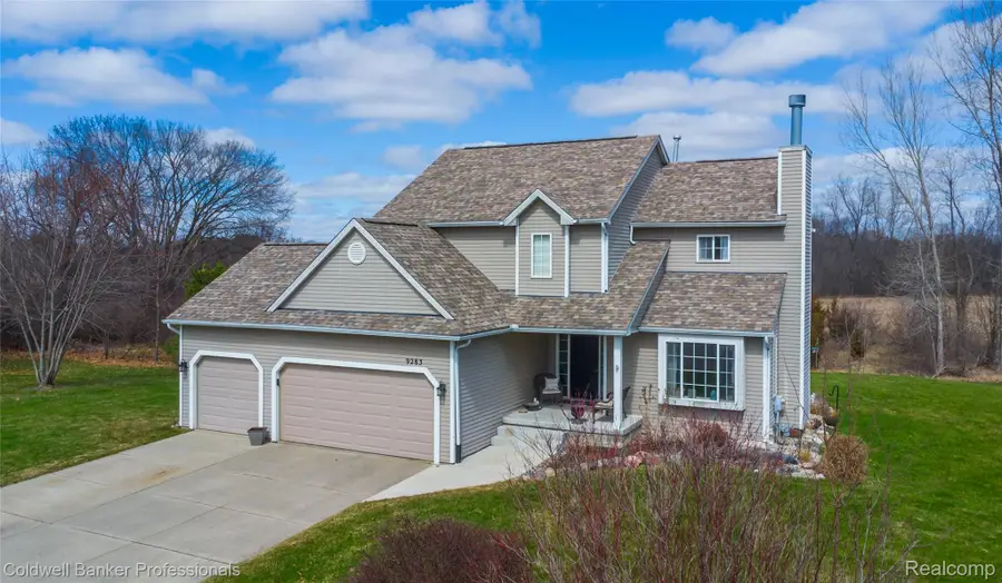 9283 Betsie Drive, Grand Blanc, MI 48439 - #2